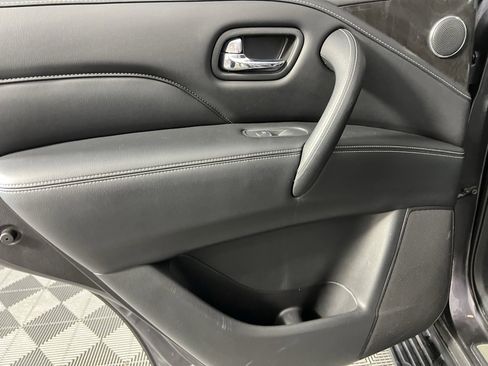 Used 2024 INFINITI QX80 Luxe image 29