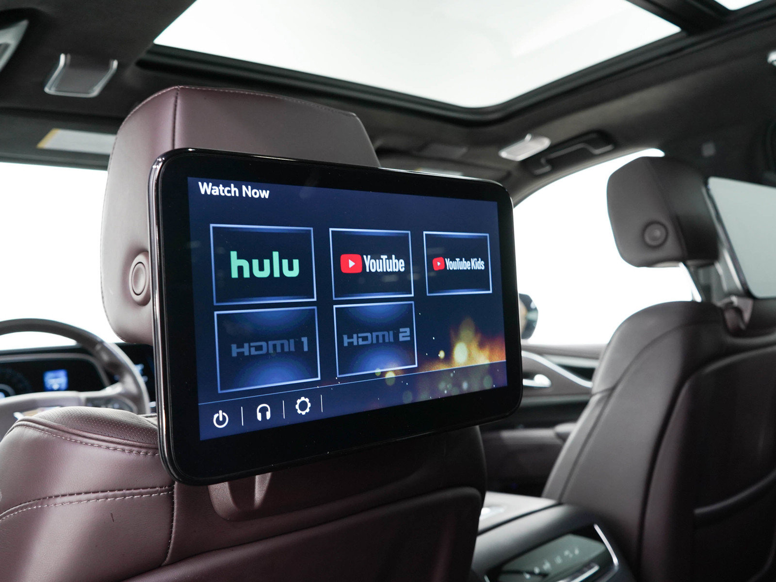 Used 2022 Cadillac Escalade Sport Platinum w/ Heavy-Duty Trailer Package AWD/4WD image 17