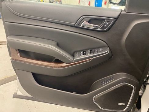 Used 2016 GMC Yukon SLT AWD/4WD image 26