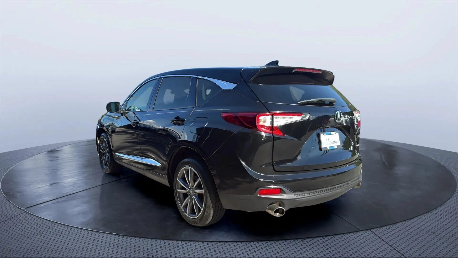 Used 2021 Acura RDX w/ Technology Package AWD/4WD image 3