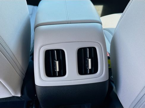 New 2026 Hyundai Tucson SEL image 17