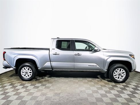 Certified 2024 Toyota Tacoma SR5 image 9