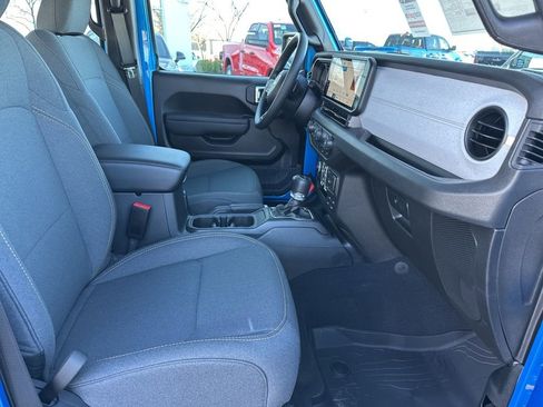 New 2026 Jeep Gladiator Sport image 56