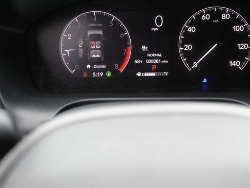 Used 2025 Honda HR-V LX image 11
