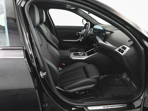Used 2025 BMW M340i xDrive AWD/4WD image 39