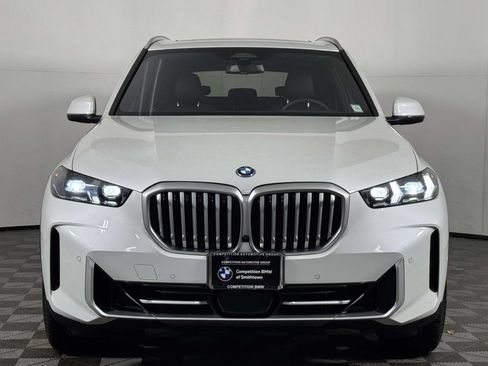 Used 2025 BMW X5 xDrive50e w/ Premium Package AWD/4WD image 6