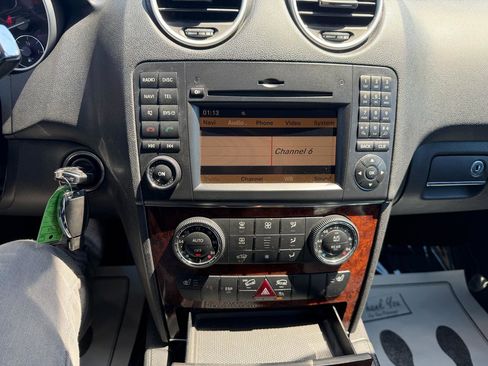 Used 2011 Mercedes-Benz ML 350 4MATIC image 21