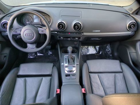 Used 2016 Audi A3 e-tron Premium Plus w/ Premium Plus Package FWD image 7