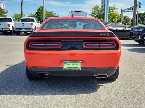 Used 2021 Dodge Challenger R/T Scat Pack RWD image 5