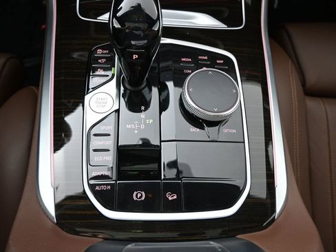 Used 2020 BMW X5 xDrive40i w/ M Sport Package AWD/4WD image 32