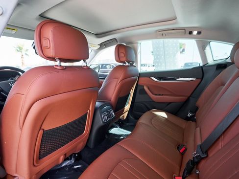 Used 2022 Maserati Levante GT image 21