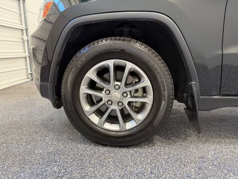 Used 2014 Jeep Grand Cherokee Limited w/ Trailer Tow Group IV AWD/4WD image 11