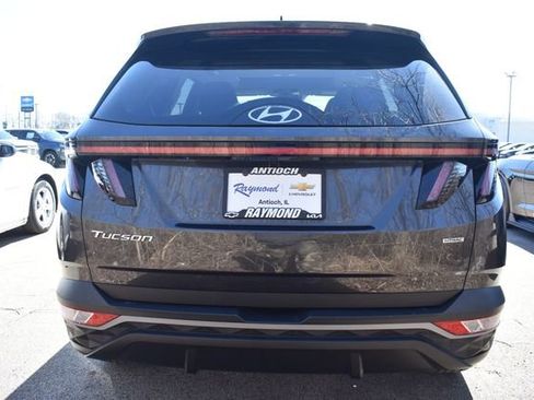 Used 2022 Hyundai Tucson SEL w/ Convenience + Premium Package image 4