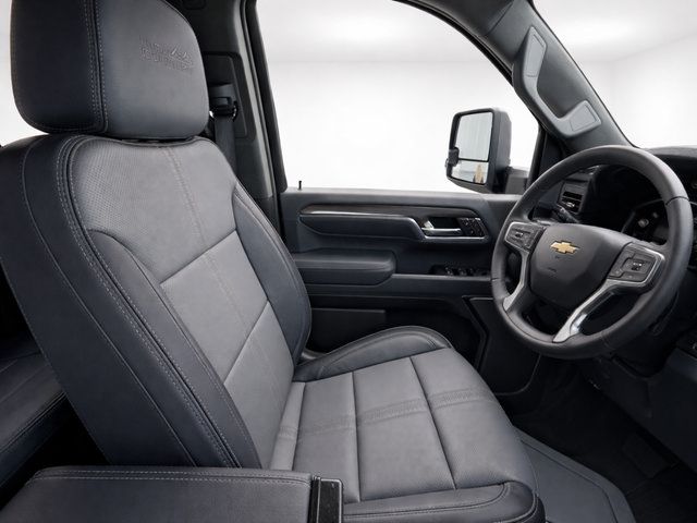 New 2026 Chevrolet Silverado 2500 High Country w/ High Country Premium Package AWD/4WD image 10