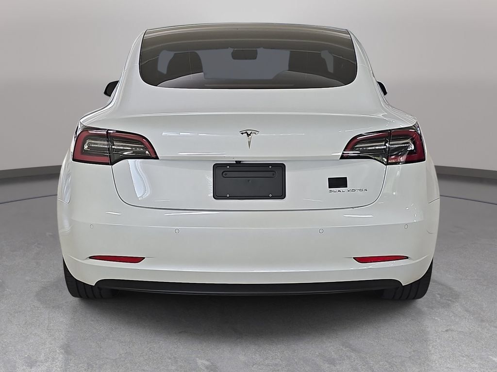 Used 2022 Tesla Model 3 Long Range AWD/4WD image 8