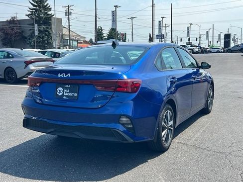 Certified 2024 Kia Forte LXS w/ LXS Technology Package FWD image 9