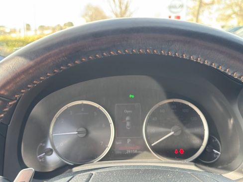 Used 2021 Lexus RC 350 Premium w/ Premium Package image 22