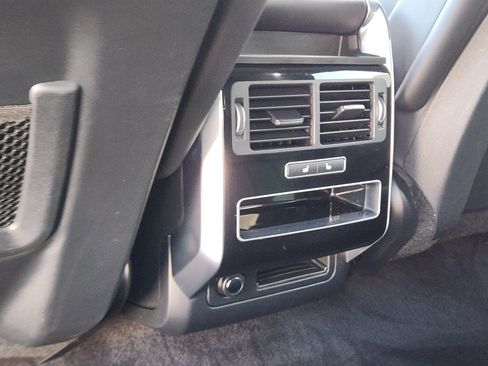 Used 2017 Land Rover Range Rover Sport HSE AWD/4WD image 32