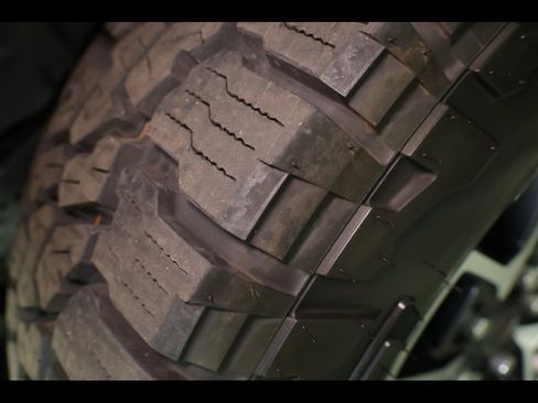 Used 2024 Jeep Gladiator Rubicon image 23