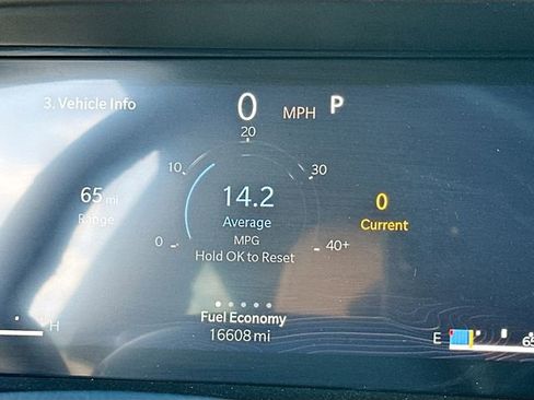 Used 2025 Jeep Grand Cherokee Limited w/ MOPAR Finishing Package image 12