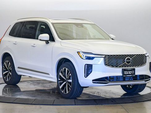 New 2026 Volvo XC90 B5 Core image 6