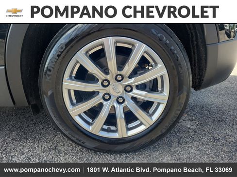 Used 2019 Cadillac XT4 Premium Luxury w/ Driver Awareness Package image 9