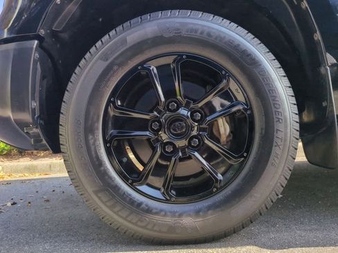 Used 2019 Toyota Tundra SR image 14