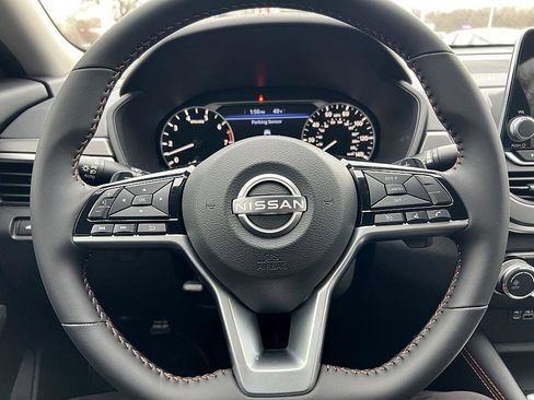 New 2025 Nissan Altima 2.5 SR image 20