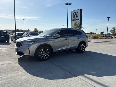 Used 2025 Acura MDX SH-AWD w/ Technology Package image 3