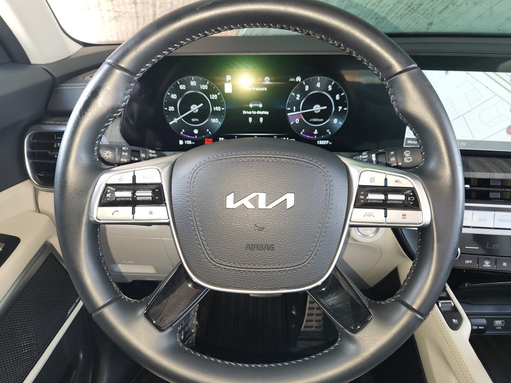 Used 2025 Kia Telluride SX FWD image 27