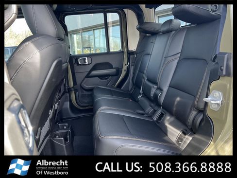 New 2026 Jeep Gladiator Sport image 12