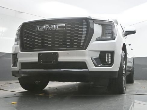 Used 2023 GMC Yukon Denali Ultimate image 36