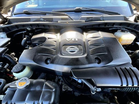 Used 2022 Nissan Armada SL image 31