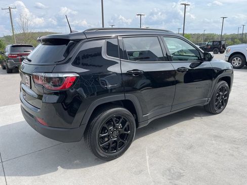 New 2026 Jeep Compass Latitude image 18