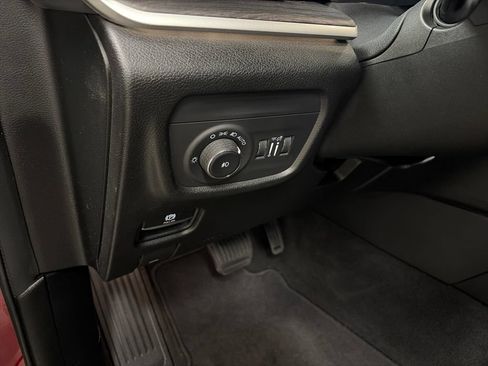 Used 2021 Jeep Grand Cherokee L Limited AWD/4WD image 25
