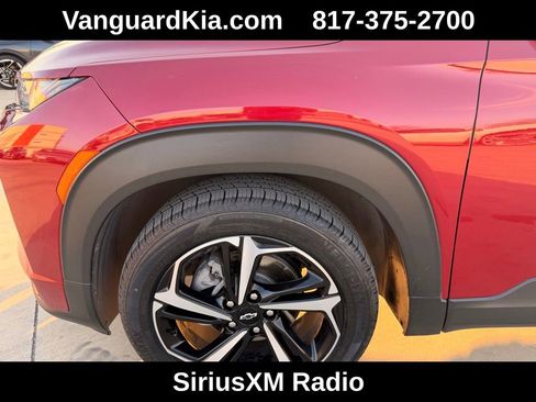 Used 2021 Chevrolet TrailBlazer RS w/ Technology Package image 8