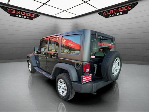 Used 2015 Jeep Wrangler Unlimited Sport AWD/4WD image 3
