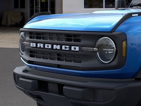 New 2025 Ford Bronco 4-Door image 19