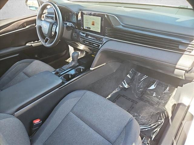 Used 2025 Toyota Camry LE FWD image 27