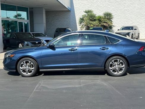 Used 2023 Honda Accord EX image 7