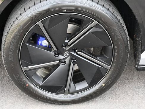 New 2026 Lexus RZ 450e AWD image 6