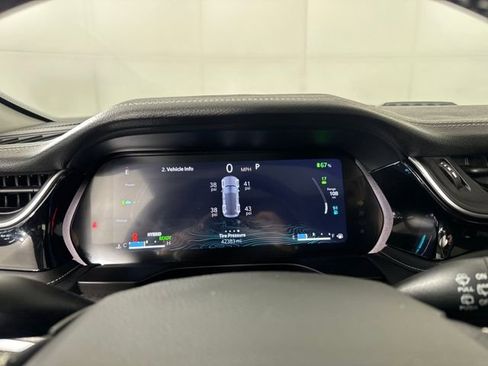 Used 2023 Jeep Grand Cherokee 4WD 4xe image 17