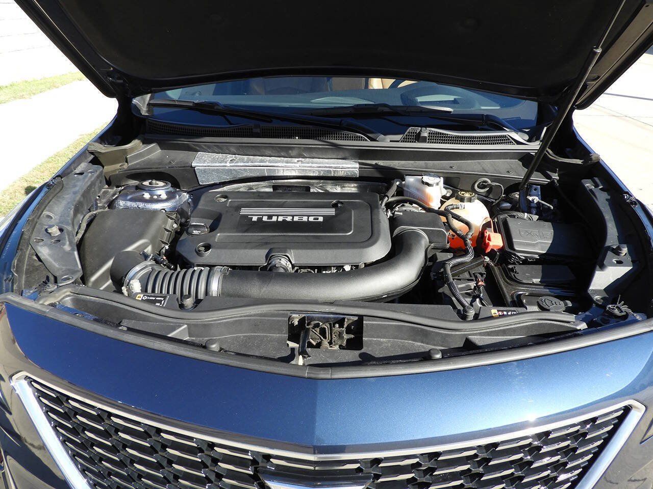 Used 2019 Cadillac XT4 Premium Luxury AWD/4WD image 14