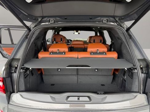 Used 2021 BMW X7 M50i w/ Dynamic Handling Package image 39