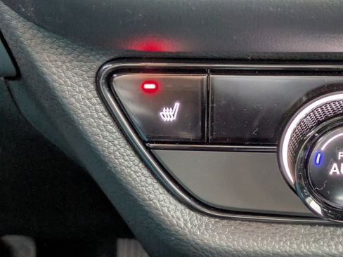 Certified 2026 Honda HR-V Sport image 31