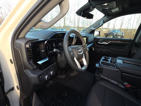 New 2026 GMC Sierra 1500 SLE w/ X31 Off-Road Package image 15