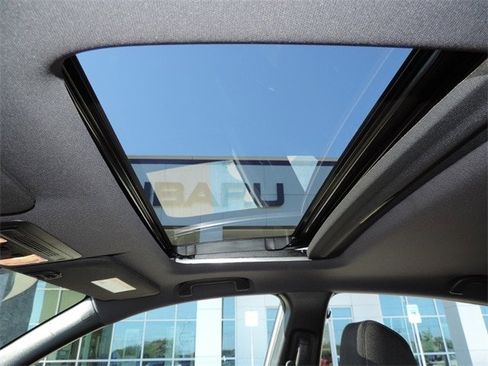 Used 2021 Honda Civic EX image 9