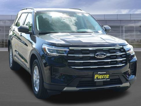New 2026 Ford Explorer Active AWD/4WD image 2