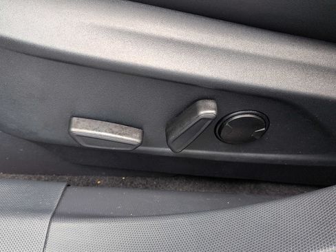Used 2025 Ford Mustang Mach-E Select RWD image 15