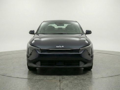 Used 2025 Kia K4 FWD image 2